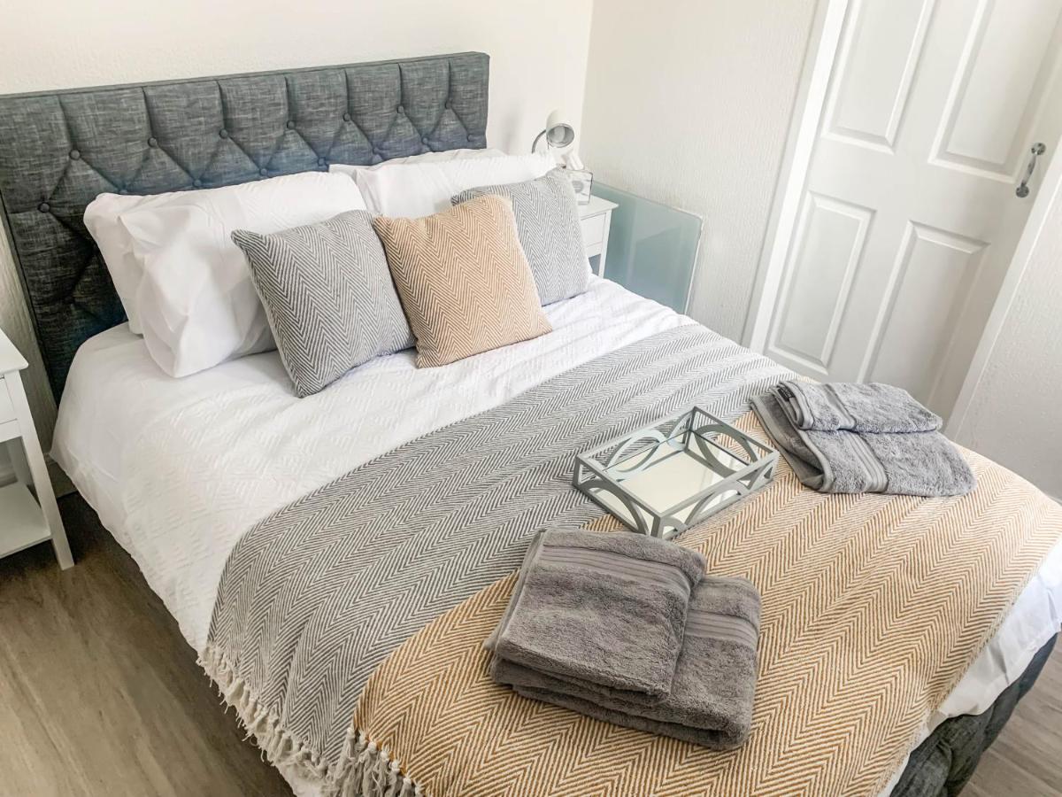 The Rosebery Retreat By The Castle 1-Bed Apartment Инвернес Екстериор снимка